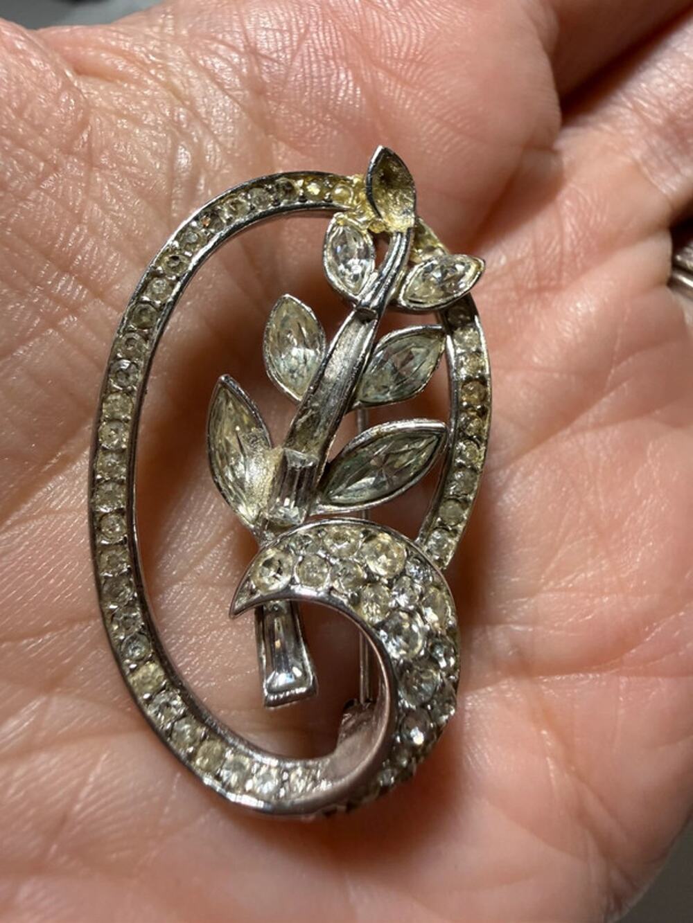 Vintage Crown Trifari Rhinestone Floral Leaf Brooch Silver Tone Marquise Repair